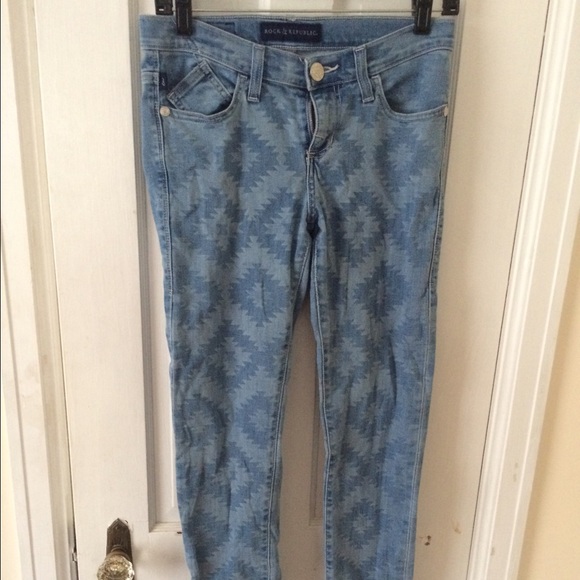 Rock and Republic Aztec Jeans - Picture 1 of 3