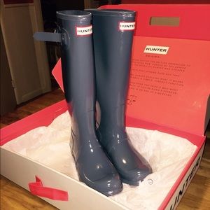 Brand new Gray Hunter Boots!