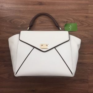 ❌SOLD ON MERC❌ Wesley Place Laurel Convertible Bag