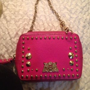 Juicy Couture zip wristlet/ iPhone 5 tech carrier