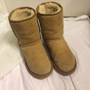Chestnut, classic short, Ugg boots