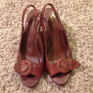 Banana Republic slingbacks.