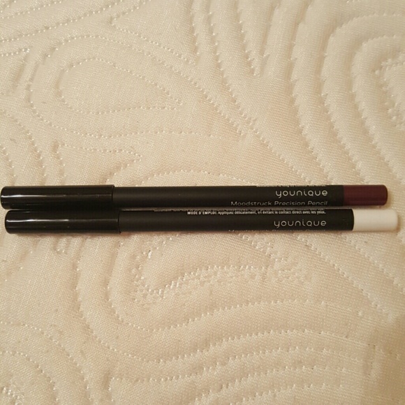 Younique 2 for 1