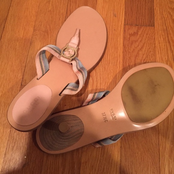 *****SOLD*****Gucci sandals