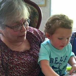 Meet your Posher, Adelaida