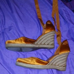 Nine west wedges