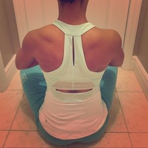 Lululemon Size 6 Rare Aqua Top