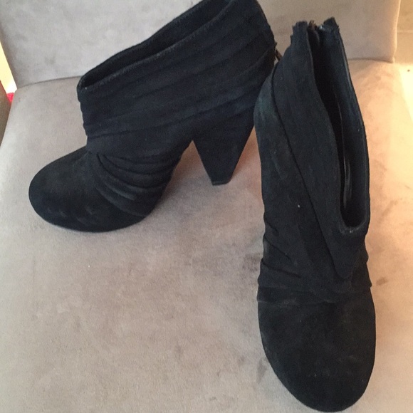 Dolce Vita booties