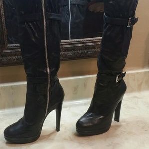 Mk black heel boots 💋