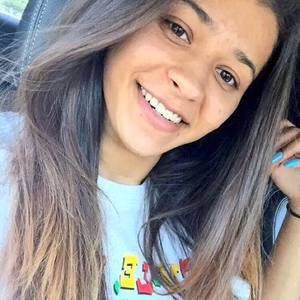 Meet your Posher, Karena