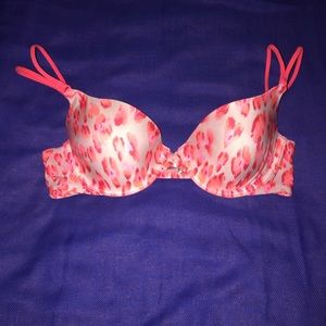 Victoria secret bra NWOT
