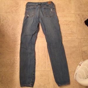 American Eagle distressed jeggings