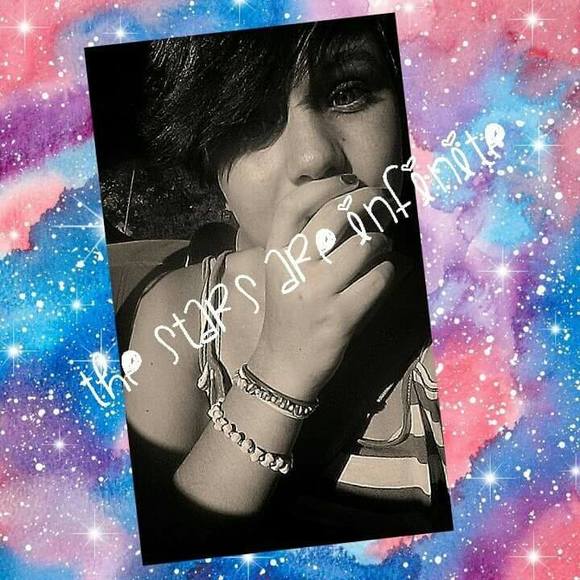 Meet your Posher, Abigail