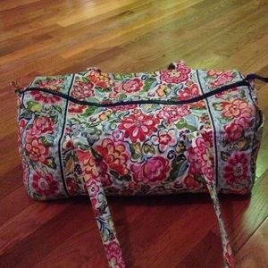 Vera Bradley weekend tote!!