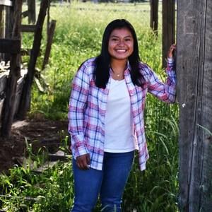 Meet your Posher, Carmen