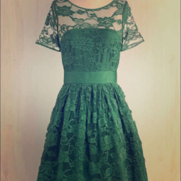 Modcloth Adrift On A Cloud Dress in Emerald sz 18