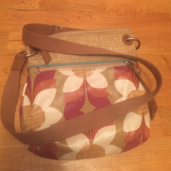 Fossil purse