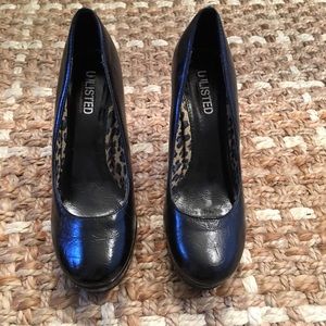 Kenneth Cole Black Heels/Pumps