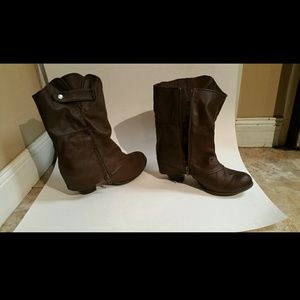 Super cute brown maurices boots