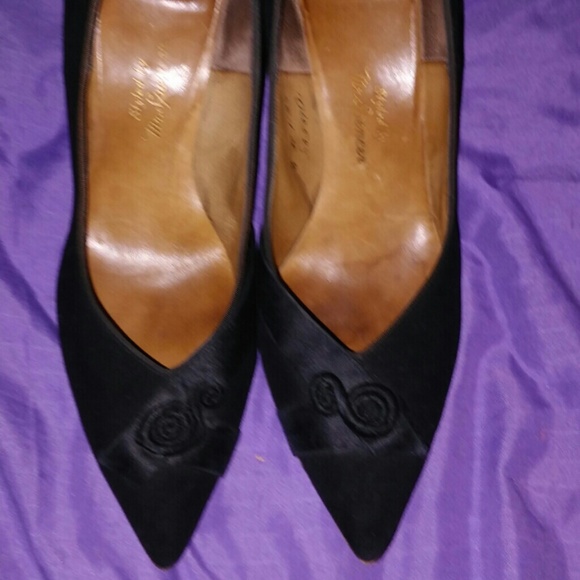Mr Spencer pumps