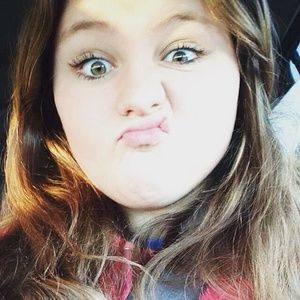 Meet your Posher, Kennadee