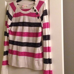 Roxy long sleeve striped top.