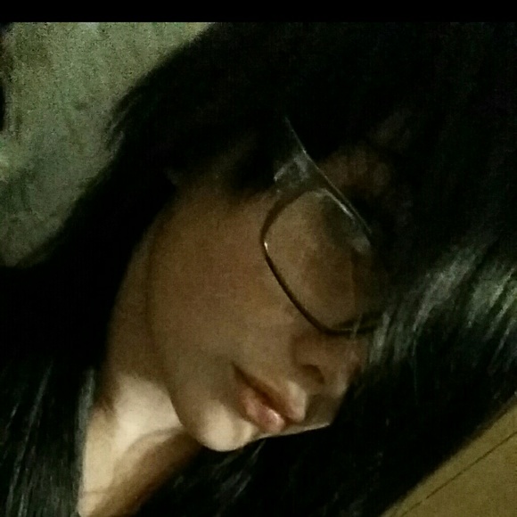 Meet your Posher, Madison - Picture 1 of 1