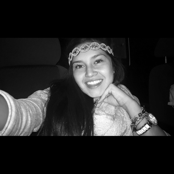 Meet your Posher, Karina