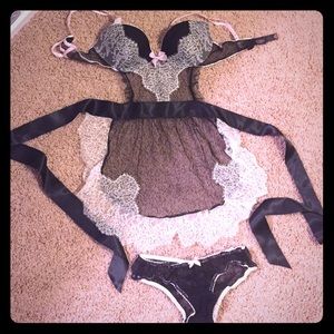 Victoria's Secret lingerie NWOT