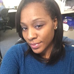 Meet your Posher, Vikki