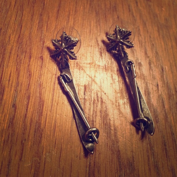 Silver Snow Flake Ski Earrings