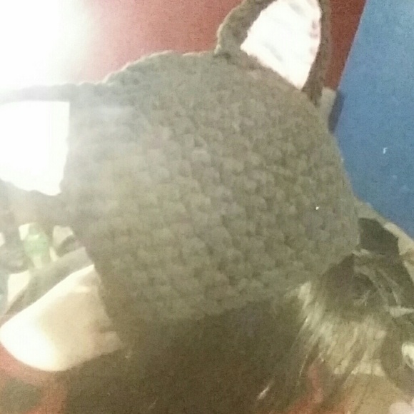 hat - Picture 3 of 4