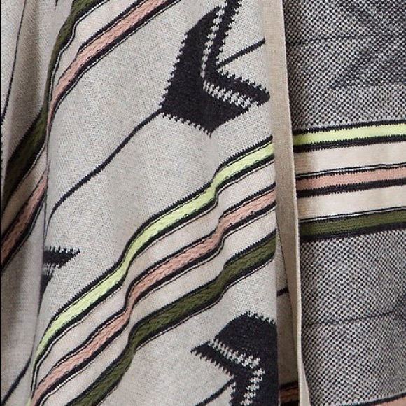 Billabong Southwest Fringe Kimono Cardigan - Picture 3 of 3