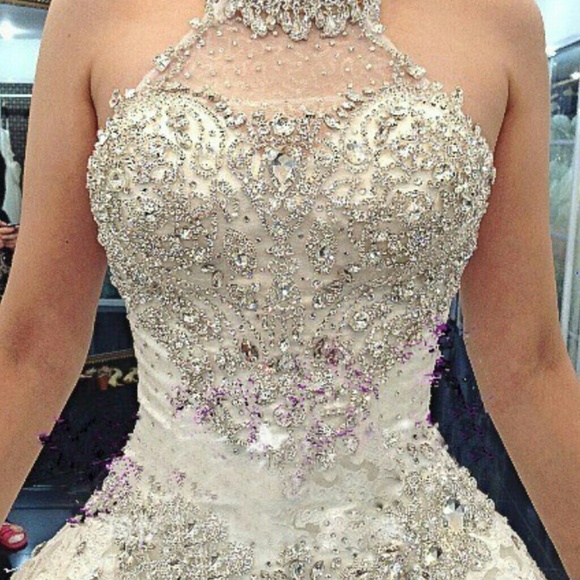 The best weeding dresses are here..