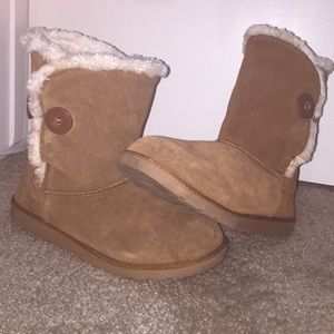 Chestnut Sheep Skin Boots