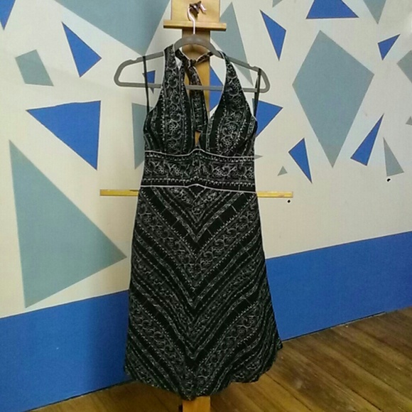 White House/Black Market halter dress - Picture 1 of 1
