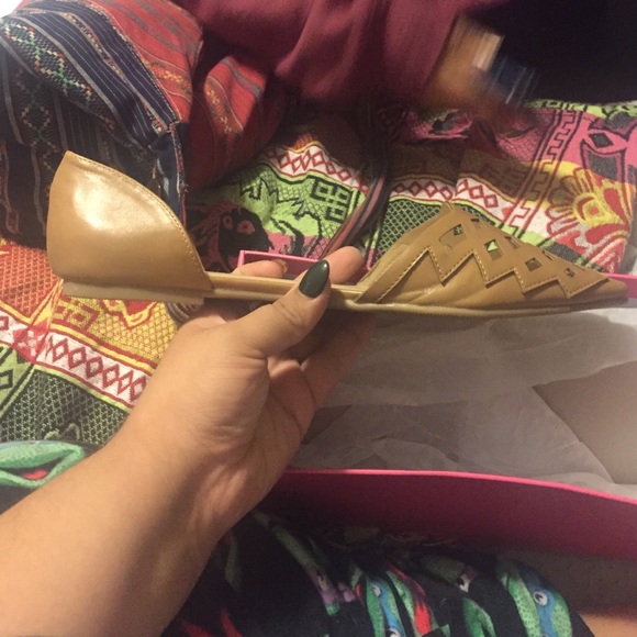 Cognac flat shoes size 10 - Picture 2 of 3