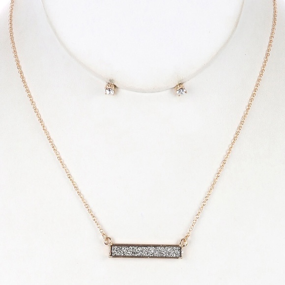 Metal Bar Bib Necklace Set