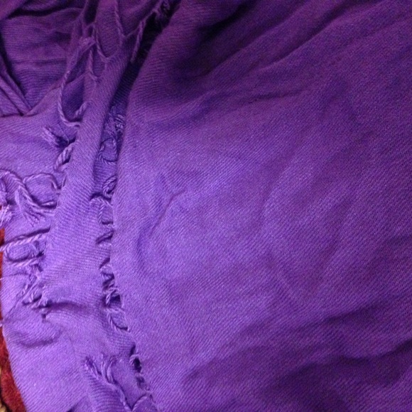 Scarf - Picture 2 of 2