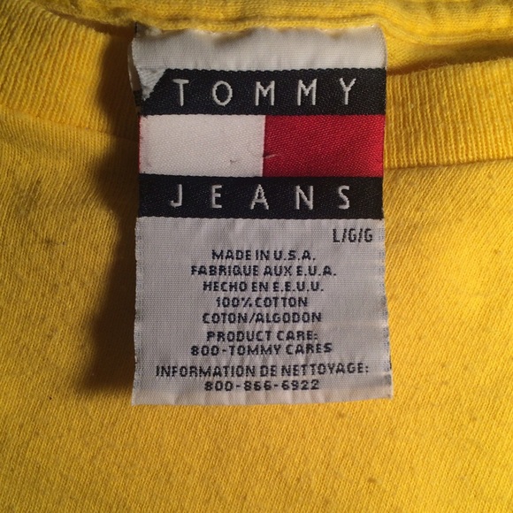 Vintage Tommy Hilfiger Tee - Picture 3 of 3