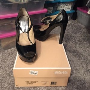Michael Kors peep toe Maryjane