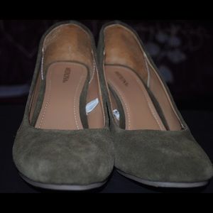 Suede wedges