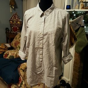Long sleeve dress shirt