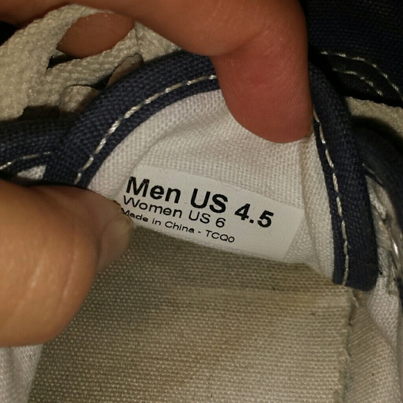 Vans - Picture 4 of 4