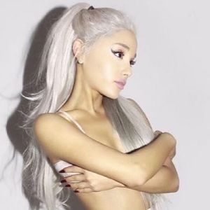 Meet your Posher, Samira