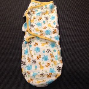 NWOT newborn velcro swaddle