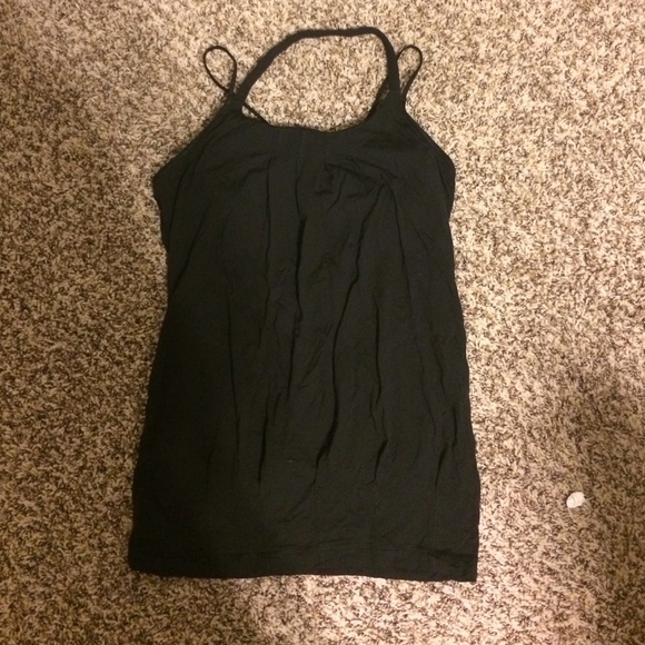 Lululemon tank size 4