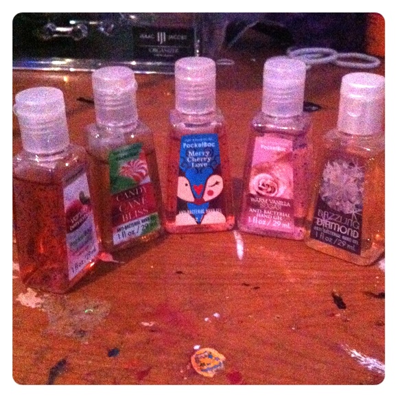 5 bath and bodyworks pocketbac
