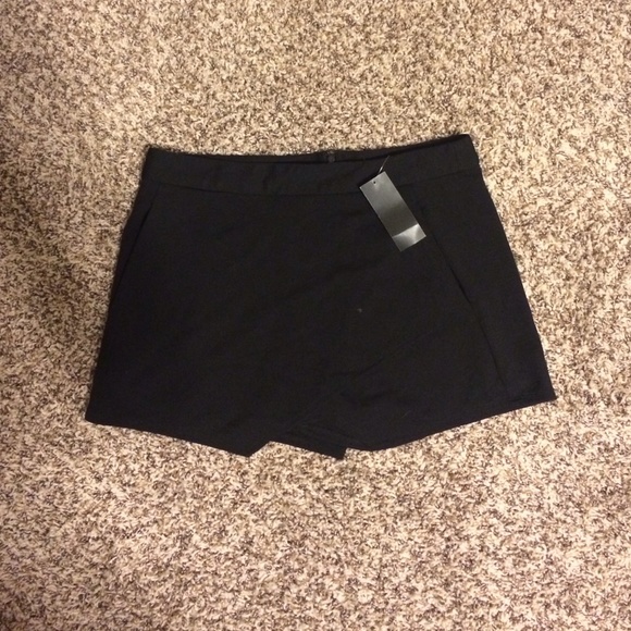 Black skort tinley road