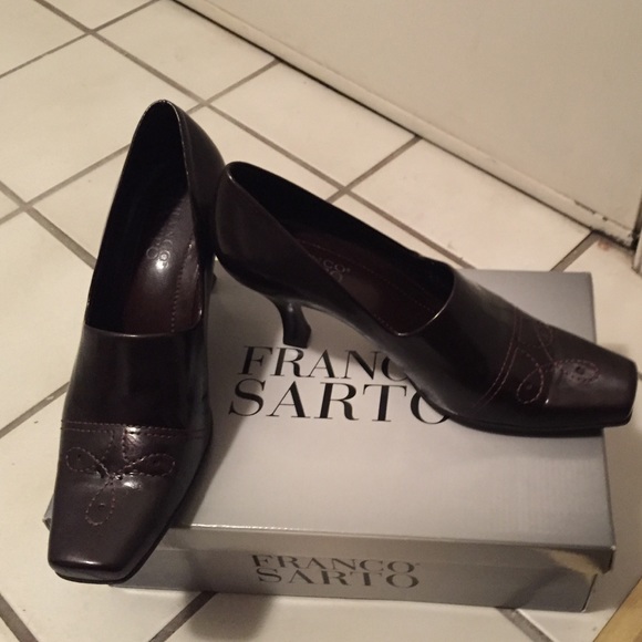 Slightly used Franco Sarto L-Boria chestnut